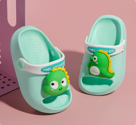 Mini Fashion – Cheerful & Safe – Polka Beach Slippers