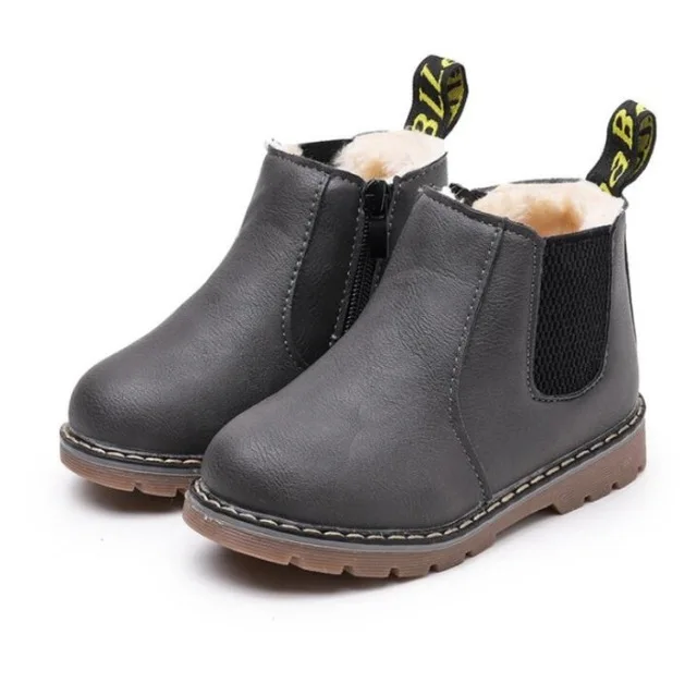 StyleWalk – Stylish and Comfortable – Chelsea Boots