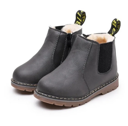 StyleWalk – Stylish and Comfortable – Chelsea Boots