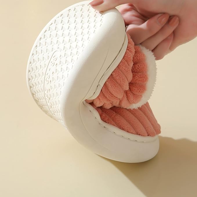 WarmNest – Snuggly Soft & Warm – Anti-Slip Slippers