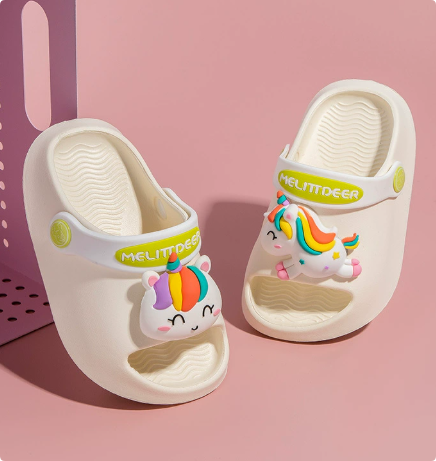 Mini Fashion – Cheerful & Safe – Polka Beach Slippers