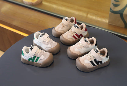 StrideKids – Comfort & Style – Sneakers with Velcro