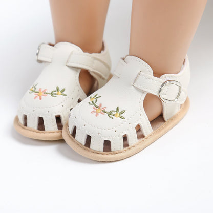 TinyPetals – Comfort & Style – Baby Sandals with Floral Embroidery