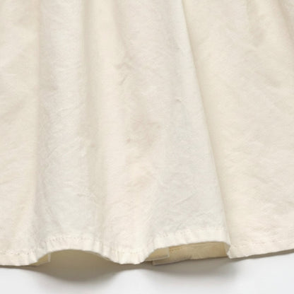 Ruffle Collar Top – Elegant & Comfortable – Top with Decorative Collar and Puff Sleeves
