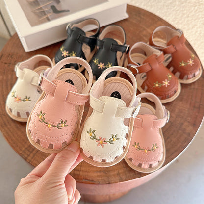 TinyPetals – Comfort & Style – Baby Sandals with Floral Embroidery