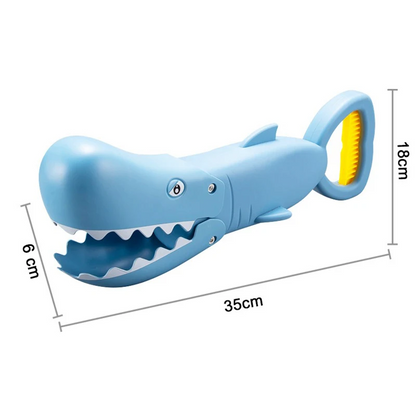 Beach Claw Toy™ – Crawling Lobster – Sand Grabber