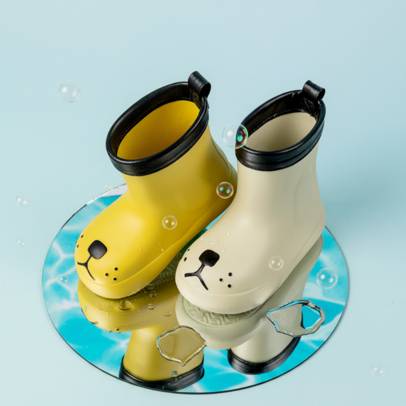PuddlePaws – Waterproof & Playful – Woof Rain Boots