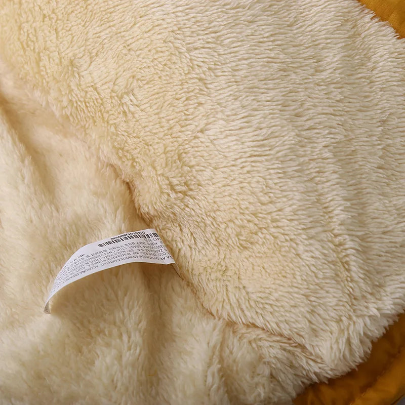 CozyTrend – Elegant & Warm – Parka Winter Jacket with Fur Collar
