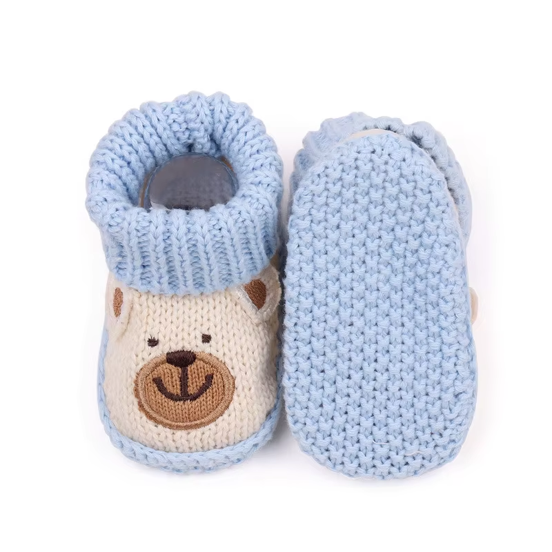 Mini Fashion – Knitted Baby Slippers (3-6 months)