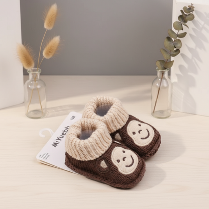 Mini Fashion – Knitted Baby Slippers (3-6 months)