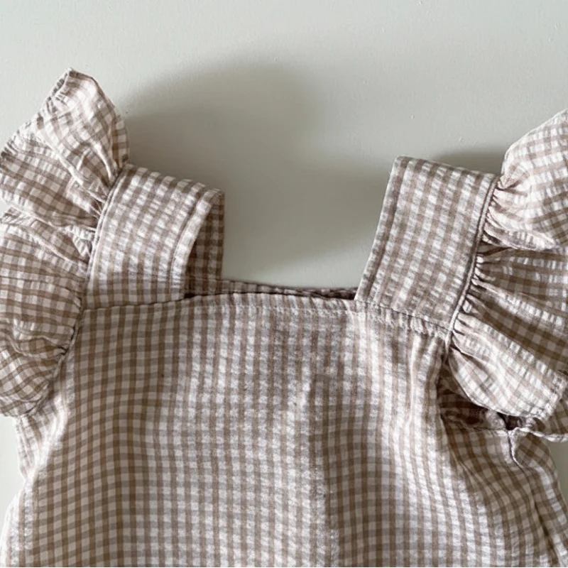 Girls Ruffle Tee – Airy & Cute – Kids Clothing Set