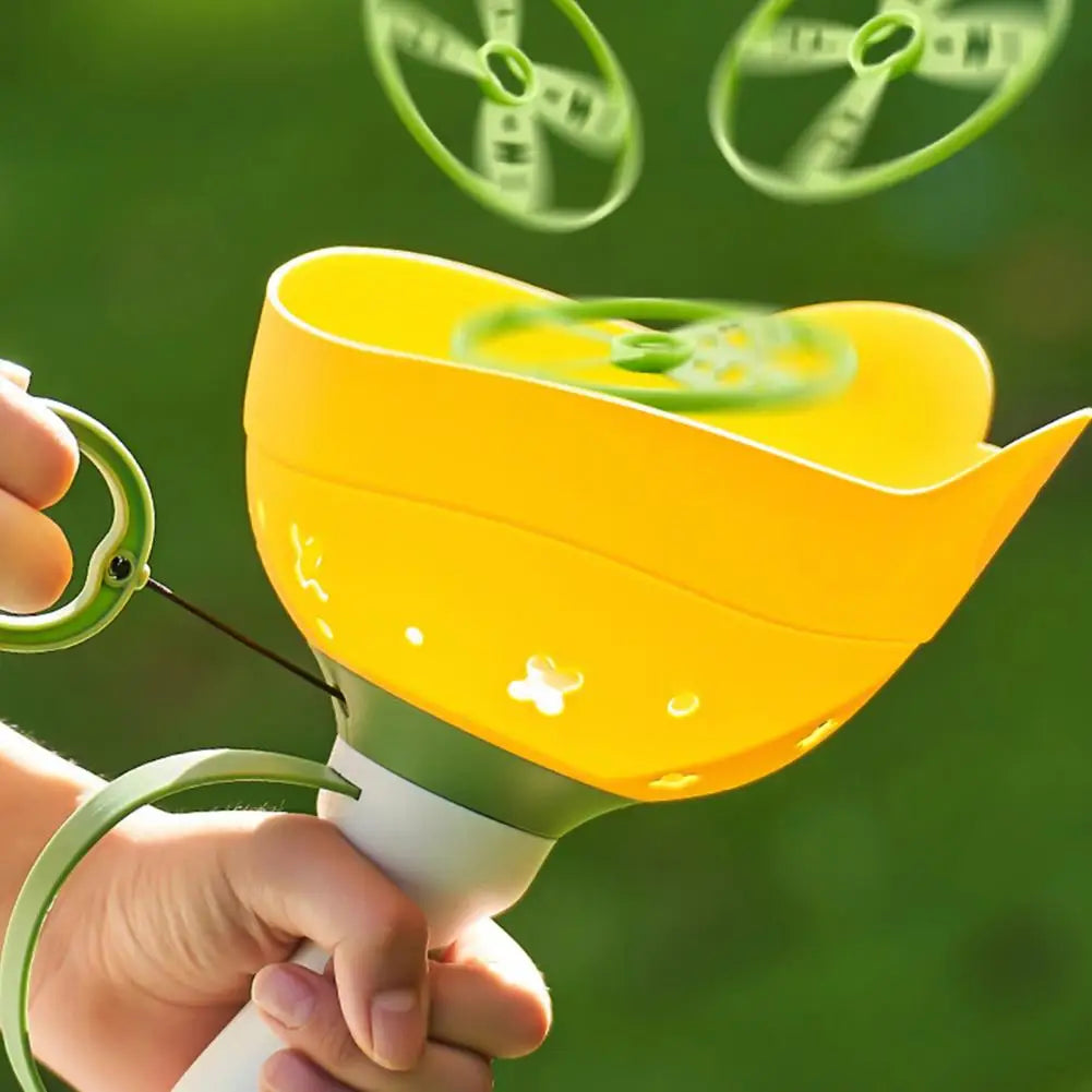 Flying Disc Set™ - Launching and Laughing - Frisbee Catapult