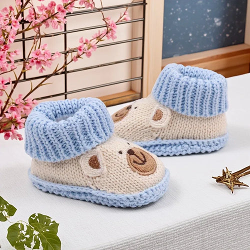Mini Fashion – Knitted Baby Slippers (3-6 months)