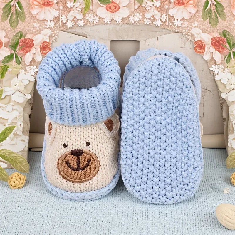 Mini Fashion – Knitted Baby Slippers (3-6 months)